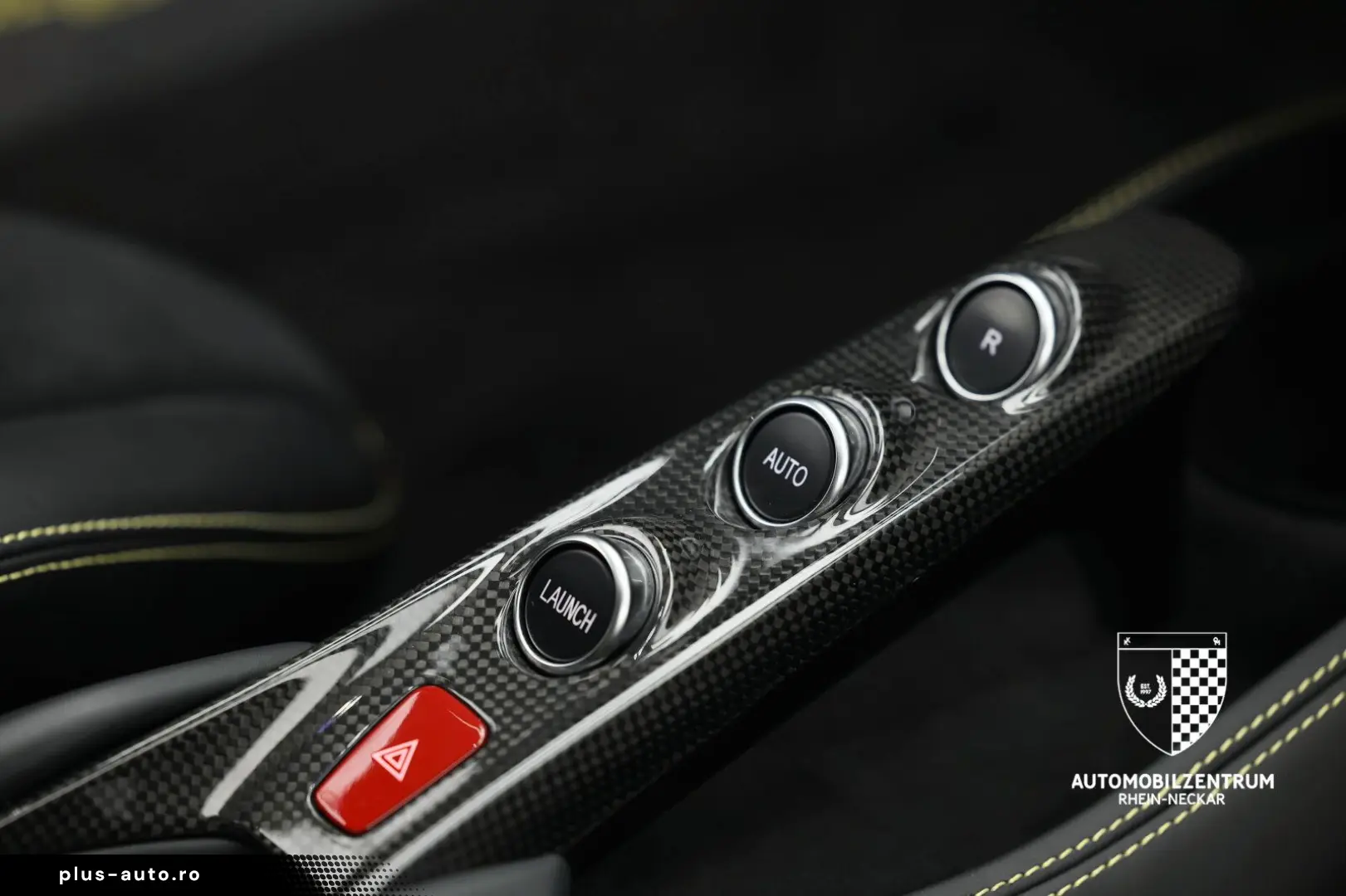 FERRARI F8 Tributo FullCarbon RacingSeat Passenger Lift