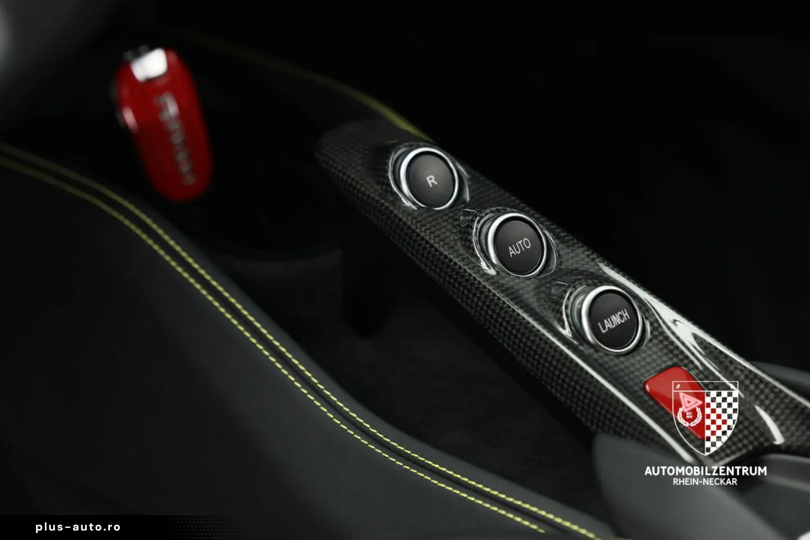 FERRARI F8 Tributo FullCarbon RacingSeat Passenger Lift