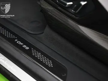 LAMBORGHINI Urus S ABT SCATENATO 1 of 99 FullCarbon 840HP