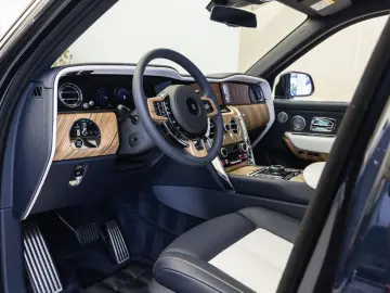 ROLLS ROYCE Cullinan Series II