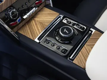 ROLLS ROYCE Cullinan Series II