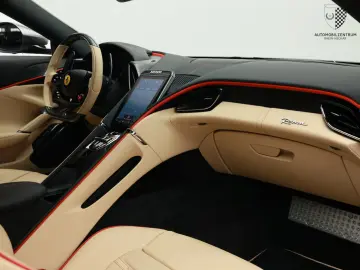 FERRARI Roma Carbon-LED 360Kam Ventilation Daytona