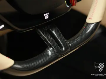 FERRARI Roma Carbon-LED 360Kam Ventilation Daytona