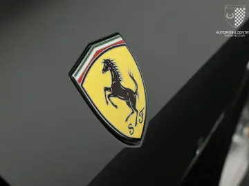 FERRARI Roma Carbon-LED 360Kam Ventilation Daytona
