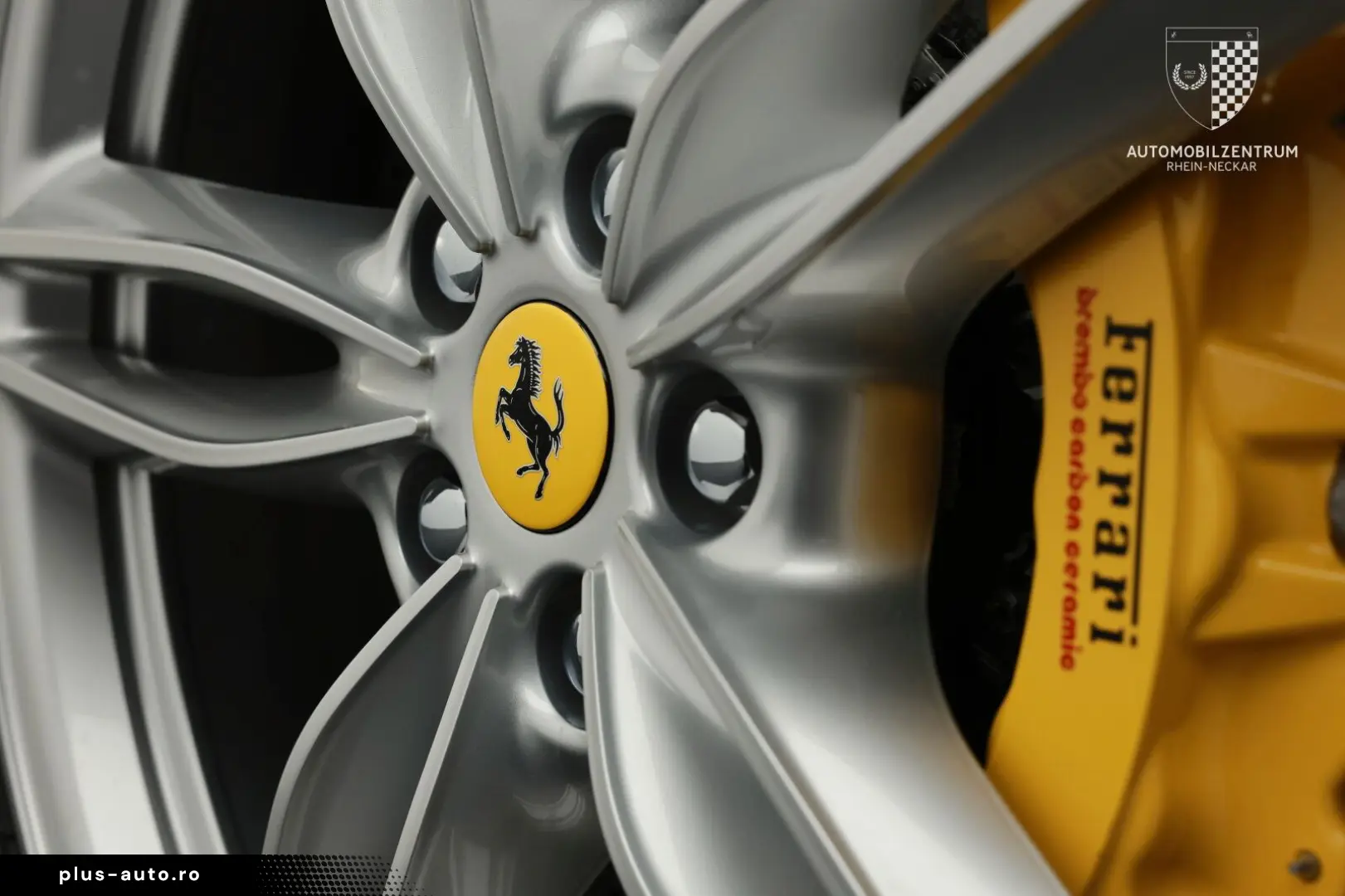 FERRARI Roma Carbon-LED 360Kam Ventilation Daytona