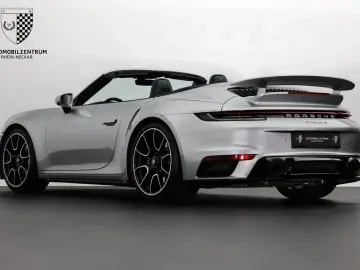 PORSCHE 992 Turbo S Cabrio InnoDrive Sportabgas Burmeste