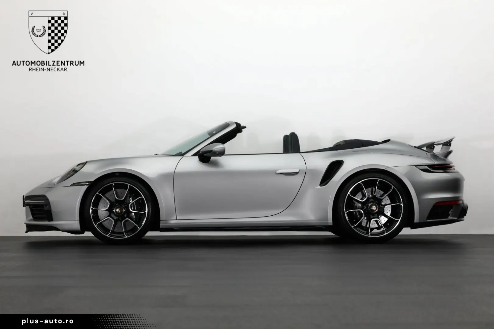 PORSCHE 992 Turbo S Cabrio InnoDrive Sportabgas Burmeste