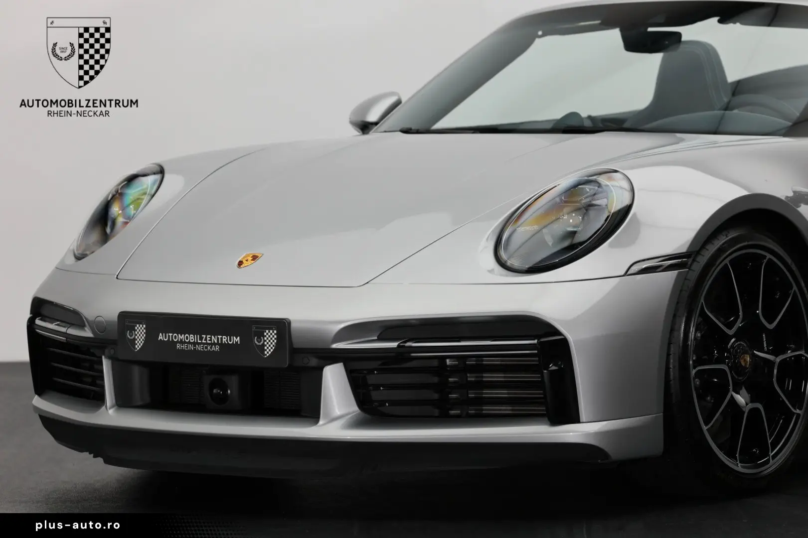 PORSCHE 992 Turbo S Cabrio InnoDrive Sportabgas Burmeste