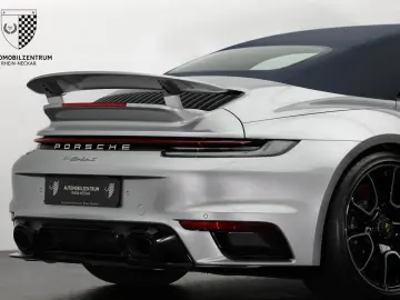 PORSCHE 992 Turbo S Cabrio InnoDrive Sportabgas Burmeste