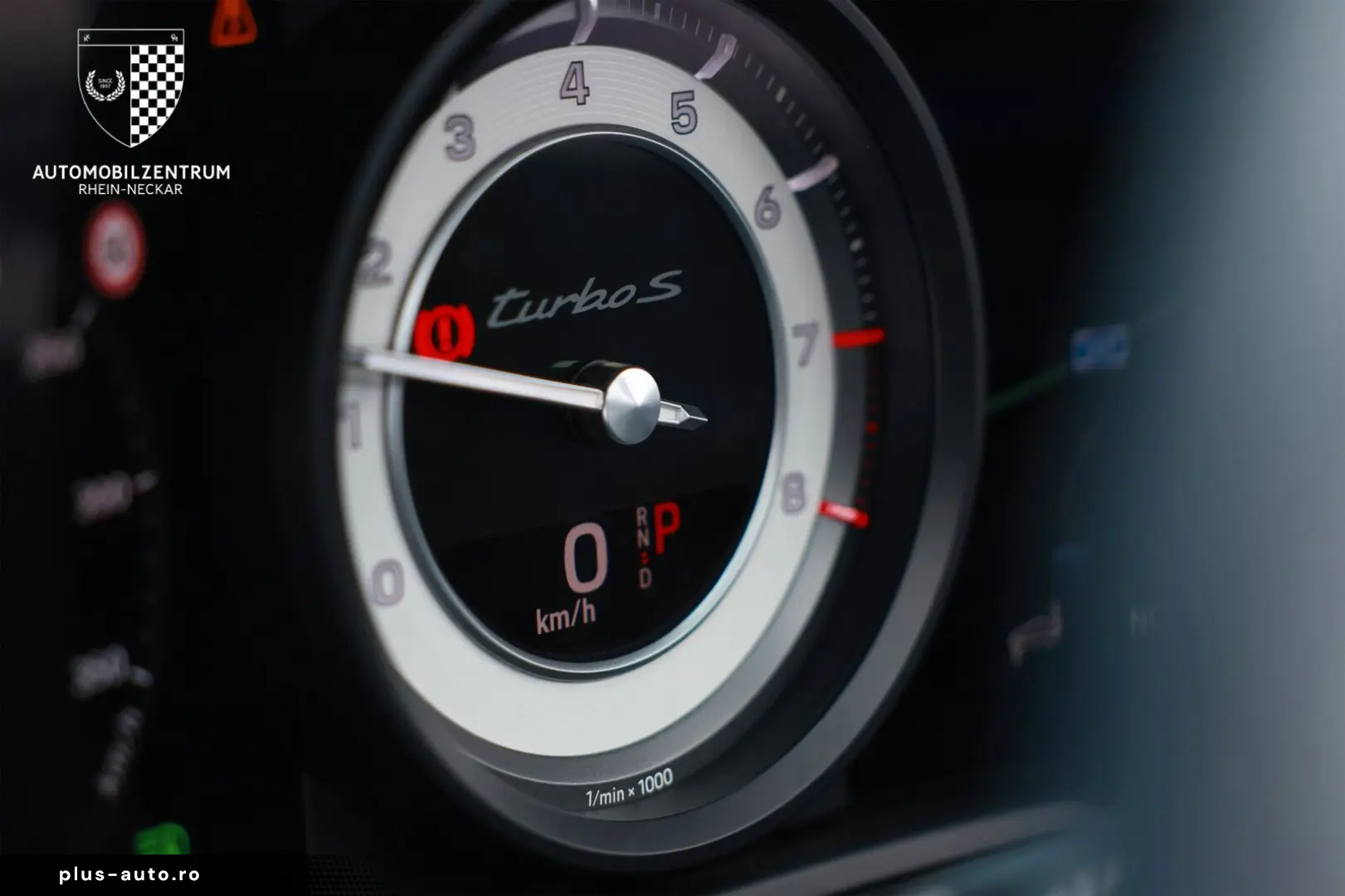 PORSCHE 992 Turbo S Cabrio InnoDrive Sportabgas Burmeste