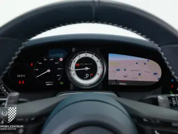 PORSCHE 992 Turbo S Cabrio InnoDrive Sportabgas Burmeste