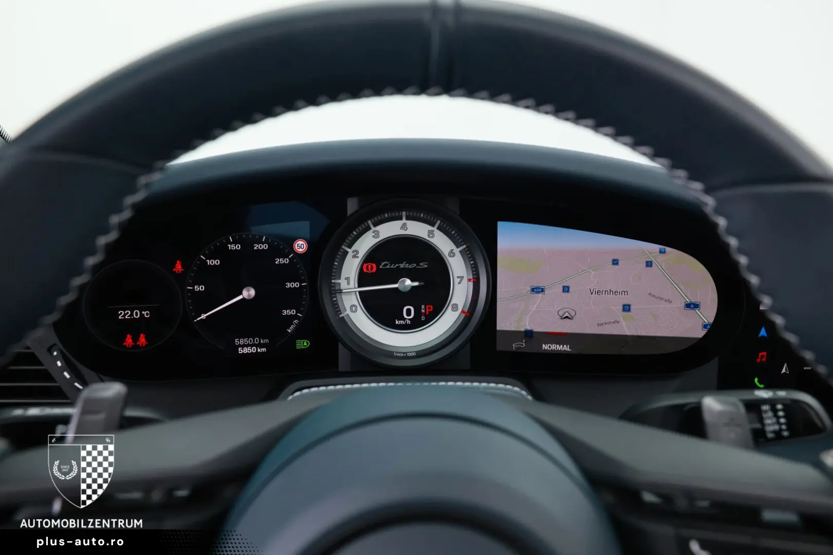 PORSCHE 992 Turbo S Cabrio InnoDrive Sportabgas Burmeste