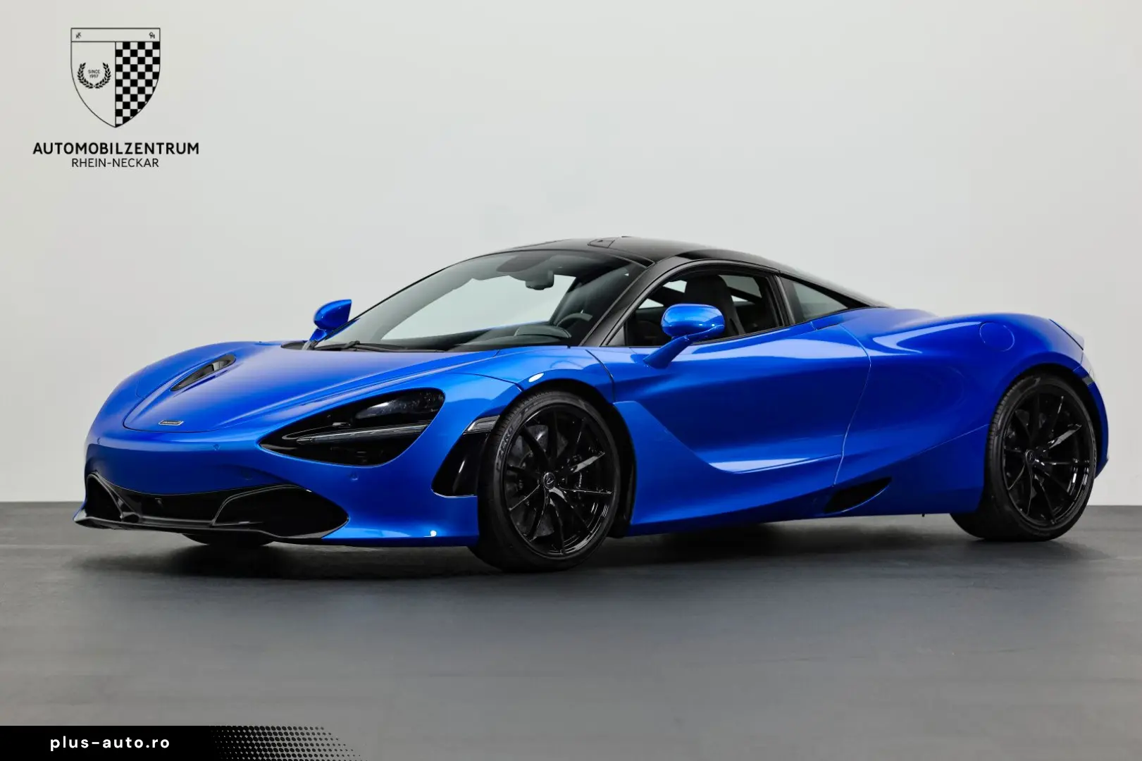 MCLAREN 720S PerformancePlus Black Stealth Carbon Sports