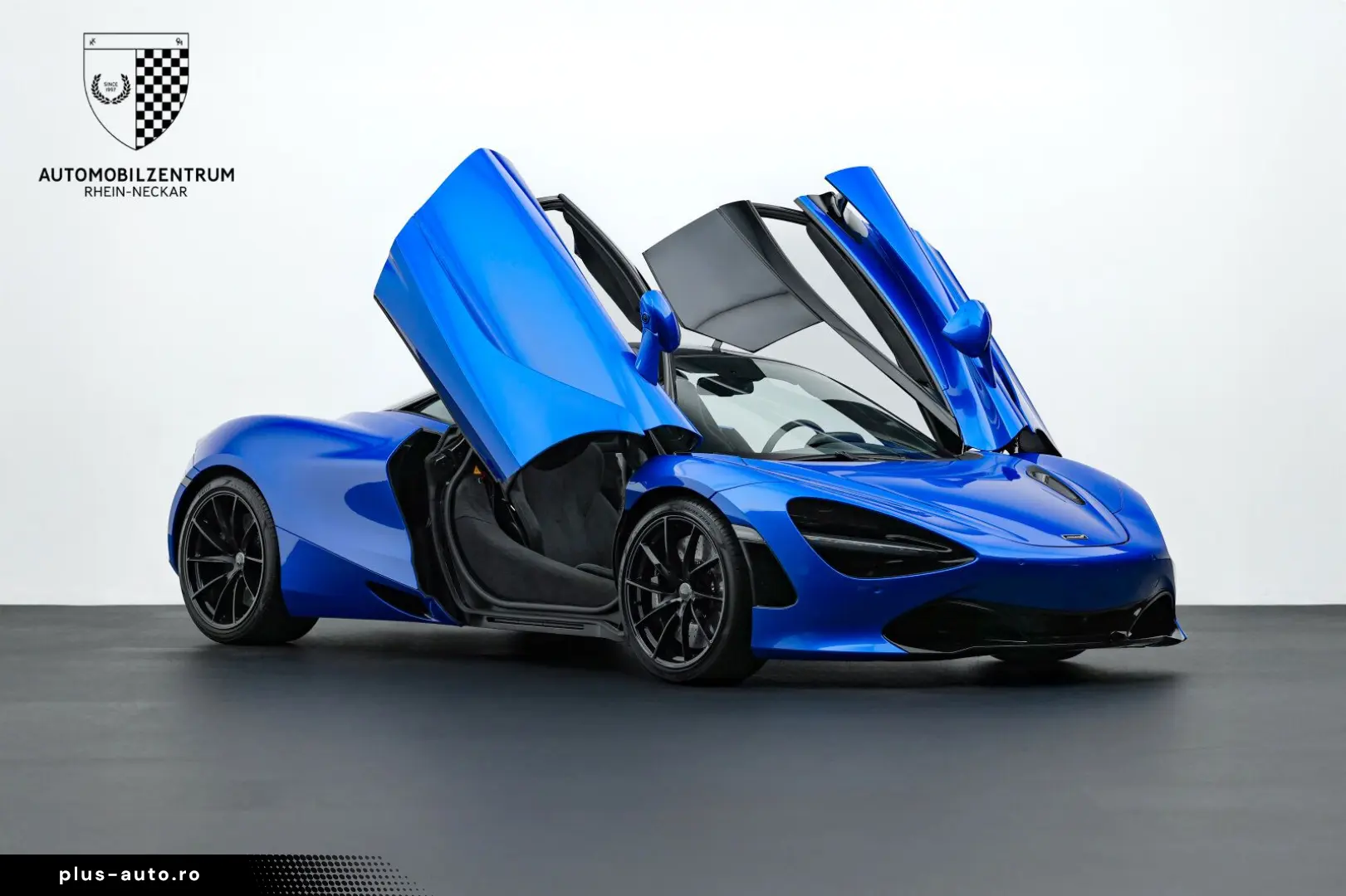 MCLAREN 720S PerformancePlus Black Stealth Carbon Sports