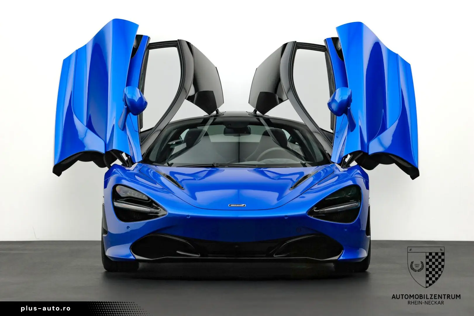 MCLAREN 720S PerformancePlus Black Stealth Carbon Sports