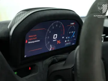 MCLAREN 720S PerformancePlus Black Stealth Carbon Sports