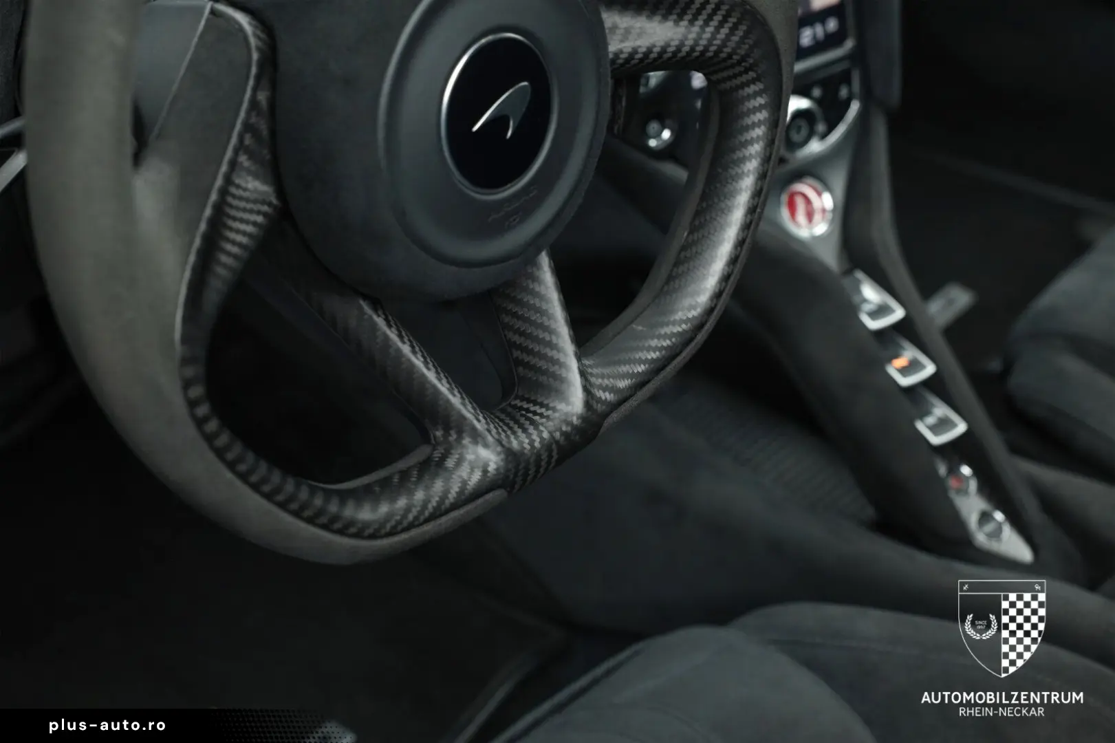 MCLAREN 720S PerformancePlus Black Stealth Carbon Sports