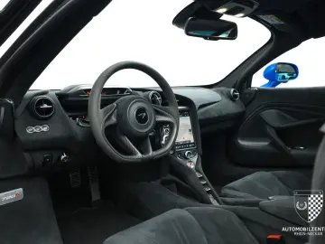 MCLAREN 720S PerformancePlus Black Stealth Carbon Sports