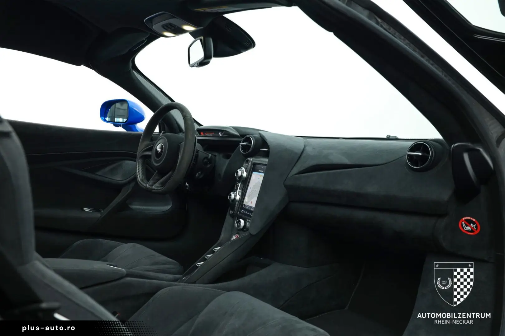 MCLAREN 720S PerformancePlus Black Stealth Carbon Sports