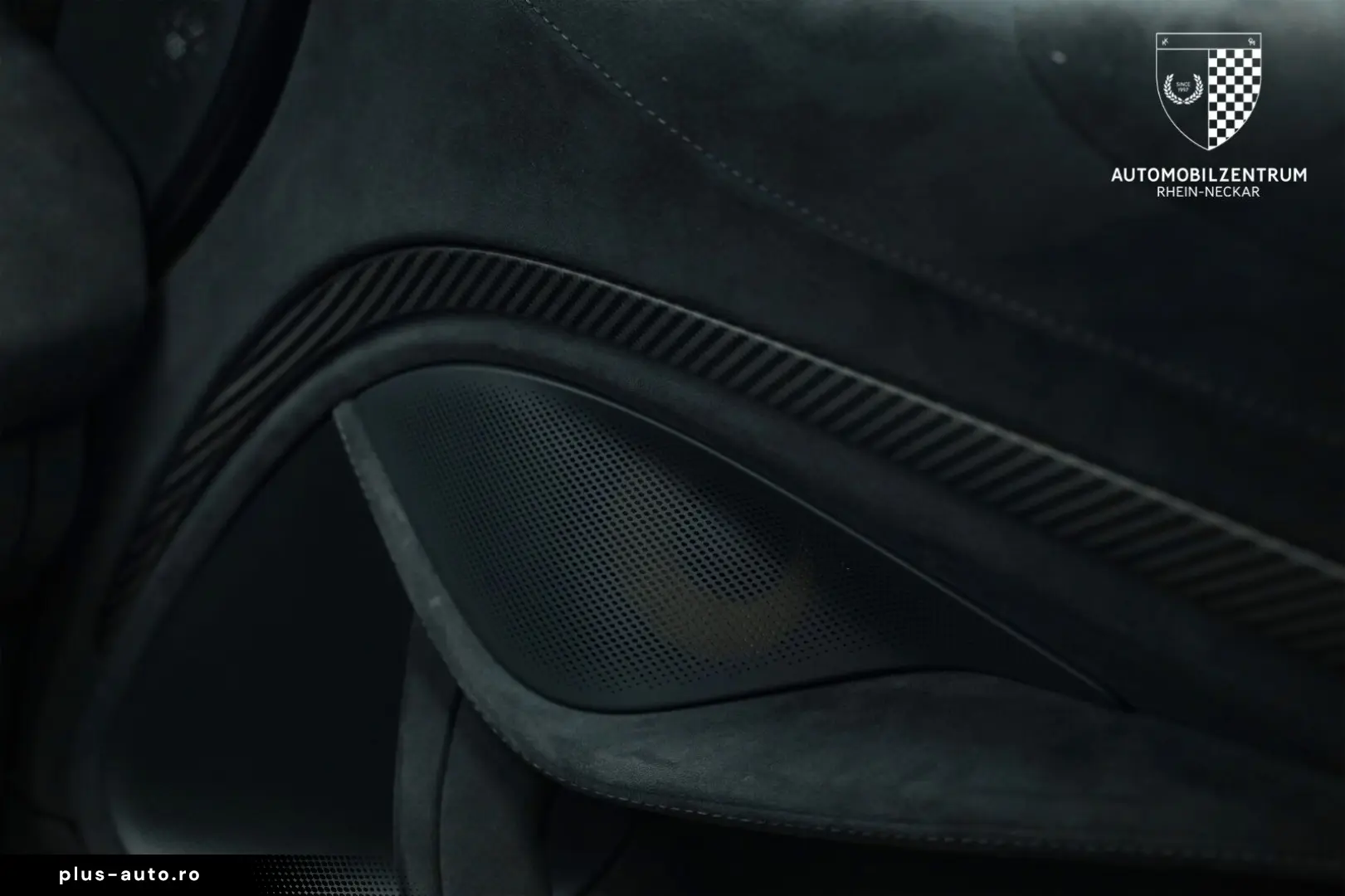 MCLAREN 720S PerformancePlus Black Stealth Carbon Sports