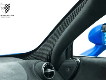 MCLAREN 720S PerformancePlus Black Stealth Carbon Sports