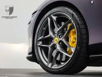 FERRARI Roma FullCarbon ViolaHongkong Passenger JBL