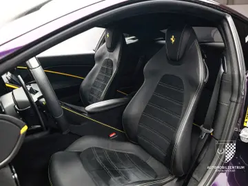 FERRARI Roma FullCarbon ViolaHongkong Passenger JBL