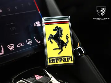 FERRARI Roma FullCarbon ViolaHongkong Passenger JBL
