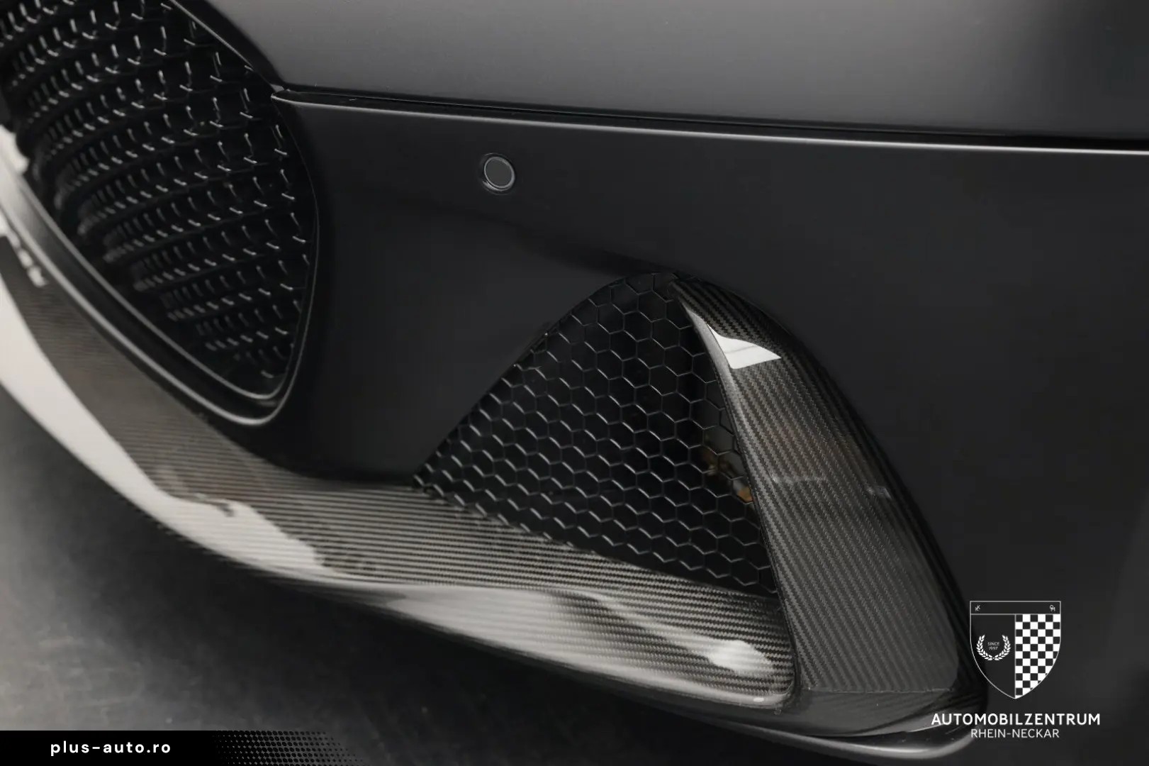 ASTON MARTIN DBS 770 Ultimate 1 of 300 FullCarbon B&O