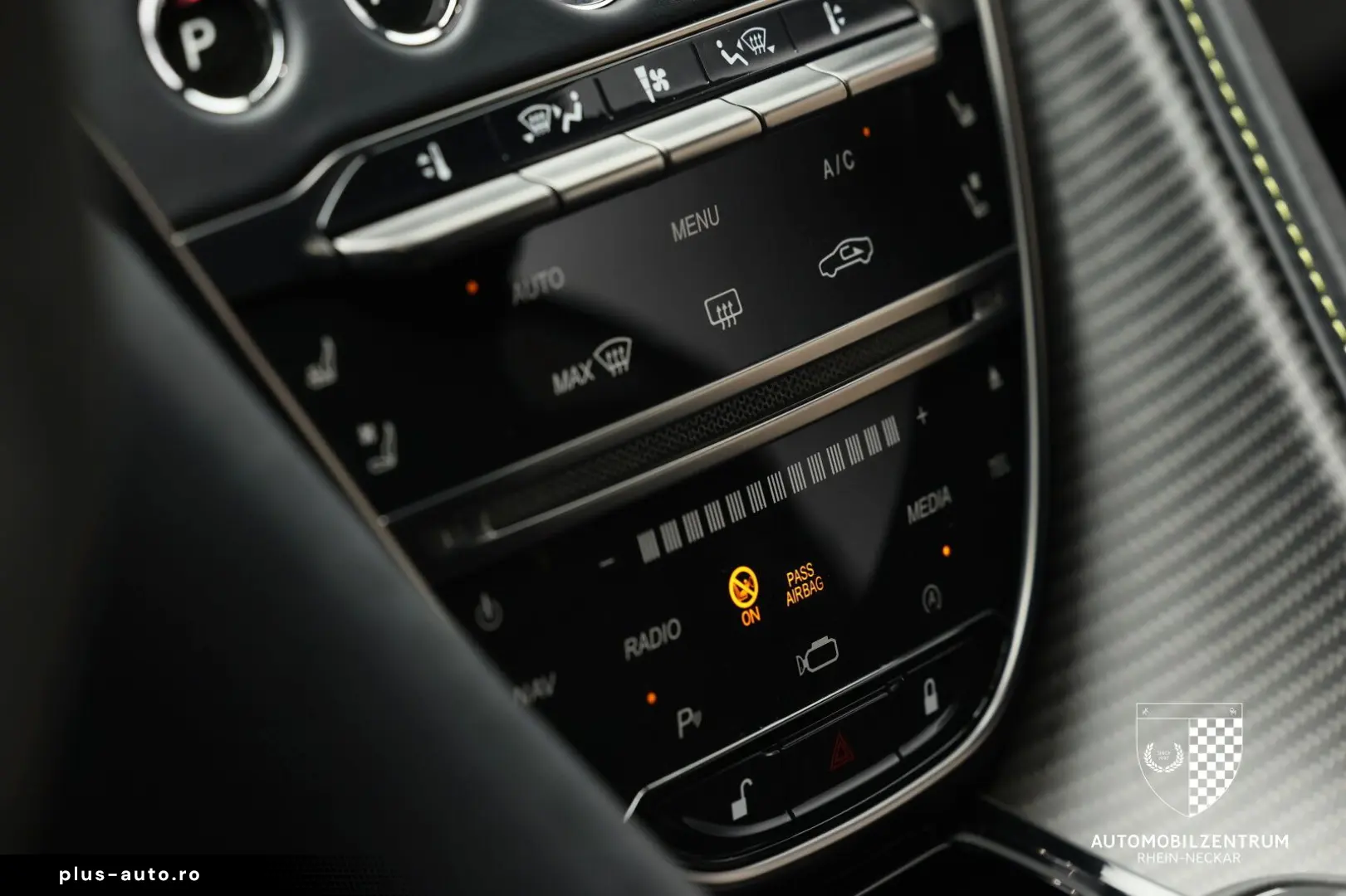 ASTON MARTIN DBS 770 Ultimate 1 of 300 FullCarbon B&O