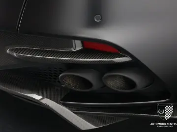 ASTON MARTIN DBS 770 Ultimate 1 of 300 FullCarbon B&O