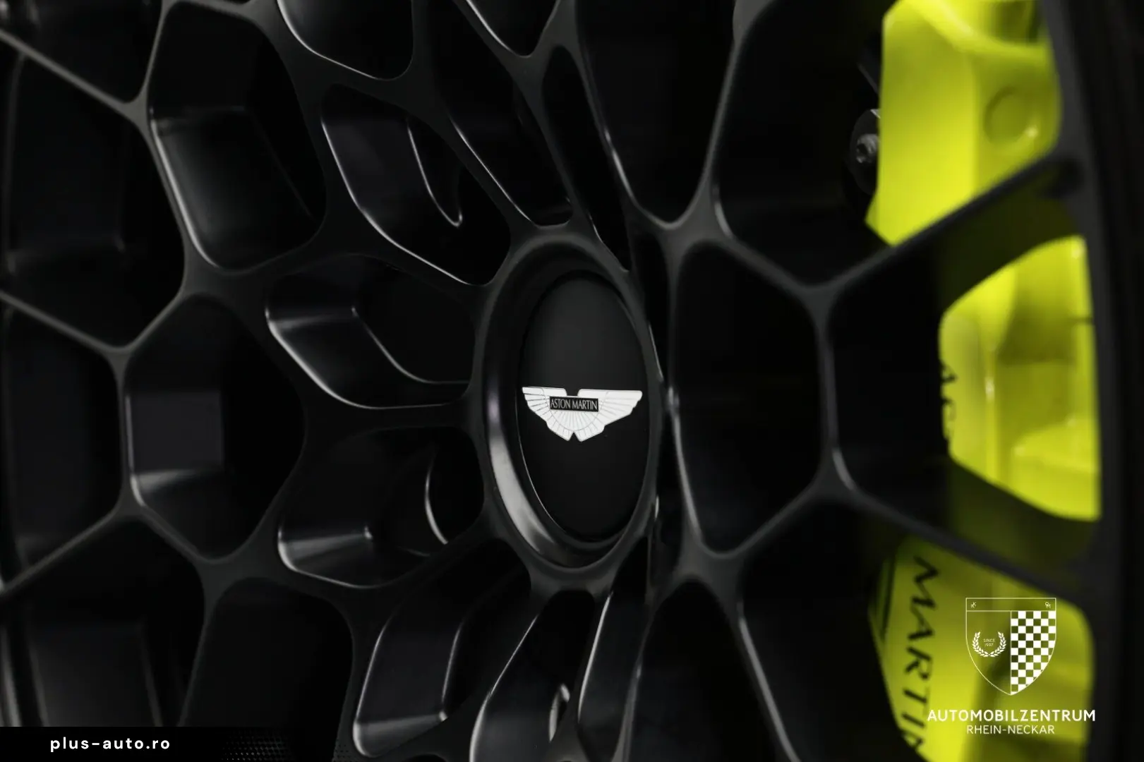 ASTON MARTIN DBS 770 Ultimate 1 of 300 FullCarbon B&O