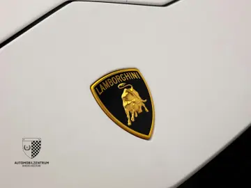 LAMBORGHINI Urus Performante FullCarbon Bang&Olufsen ADAS