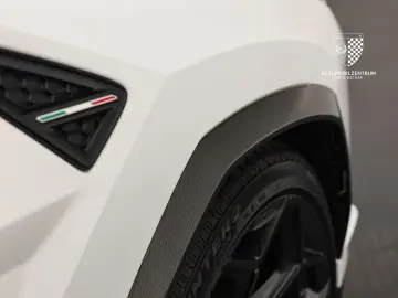 LAMBORGHINI Urus Performante FullCarbon Bang&Olufsen ADAS
