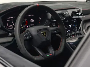 LAMBORGHINI Urus Performante FullCarbon Bang&Olufsen ADAS