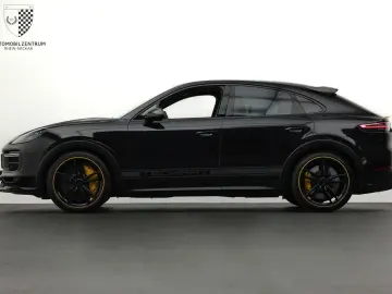 PORSCHE Cayenne Coupe Turbo GT TECHART 700PS FullCarbon