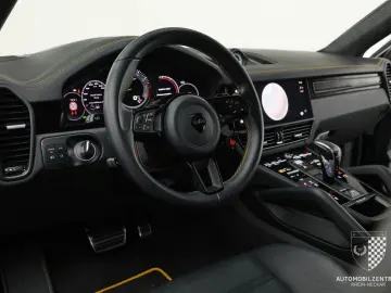 PORSCHE Cayenne Coupe Turbo GT TECHART 700PS FullCarbon
