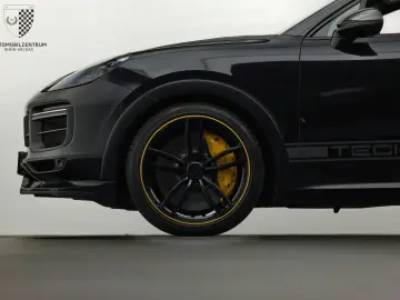 PORSCHE Cayenne Coupe Turbo GT TECHART 700PS FullCarbon