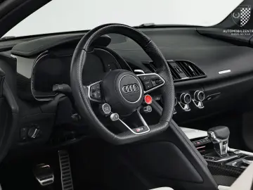 AUDI R8 Spyder Laser Carbon Feinnappa B&O Kamera