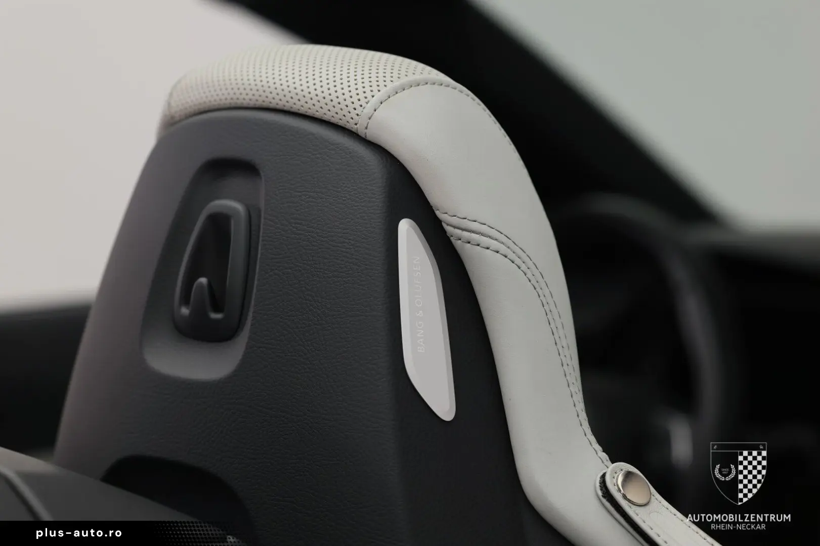 AUDI R8 Spyder Laser Carbon Feinnappa B&O Kamera