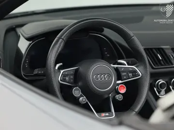 AUDI R8 Spyder Laser Carbon Feinnappa B&O Kamera