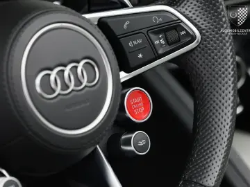 AUDI R8 Spyder Laser Carbon Feinnappa B&O Kamera