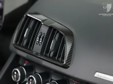 AUDI R8 Spyder Laser Carbon Feinnappa B&O Kamera