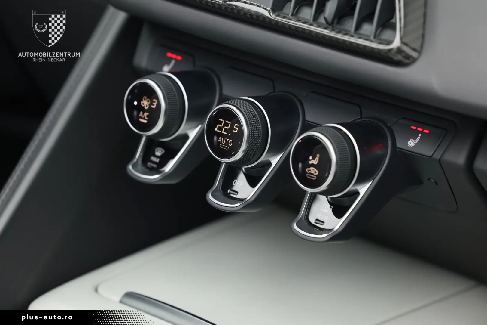 AUDI R8 Spyder Laser Carbon Feinnappa B&O Kamera