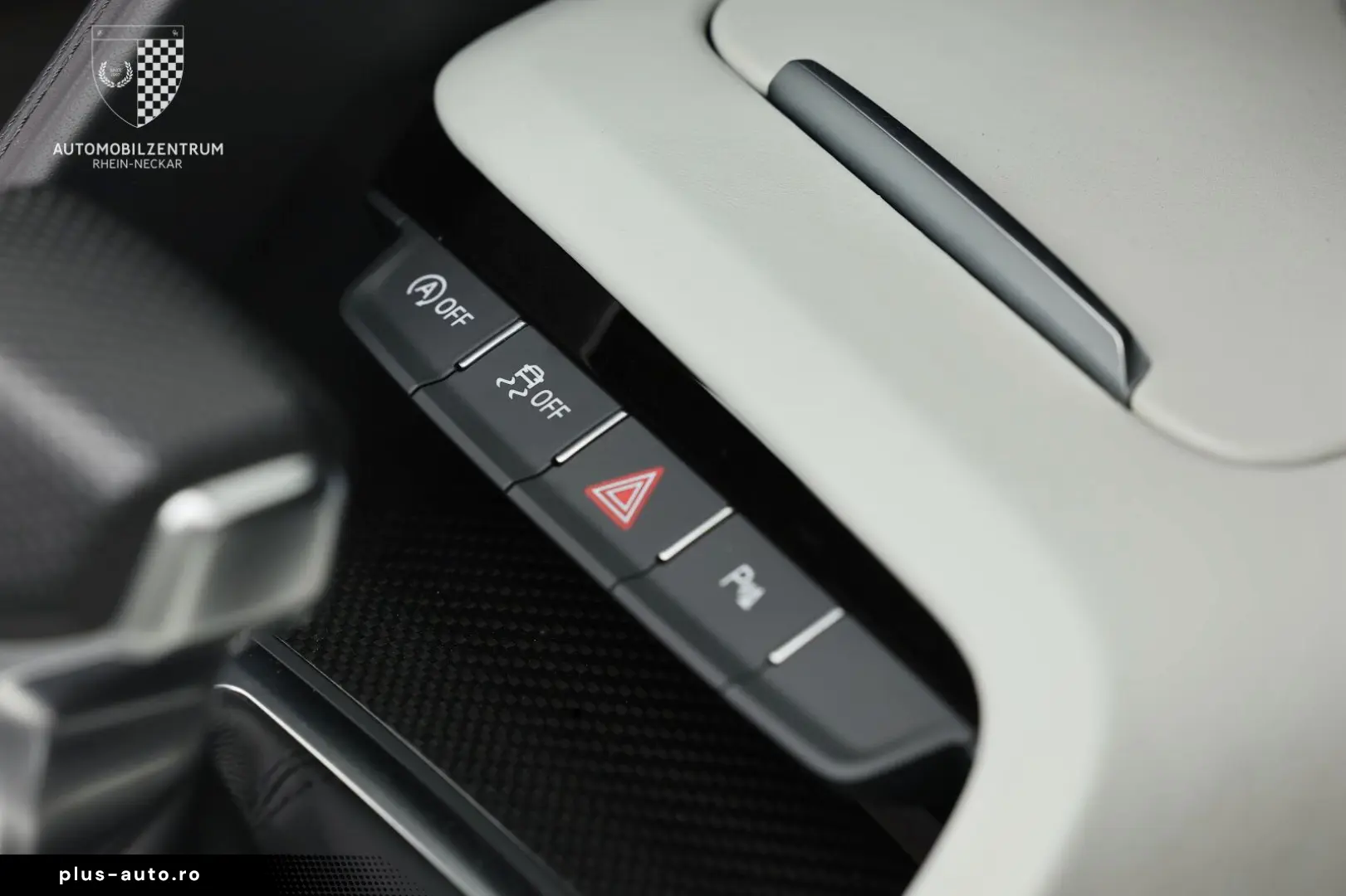 AUDI R8 Spyder Laser Carbon Feinnappa B&O Kamera