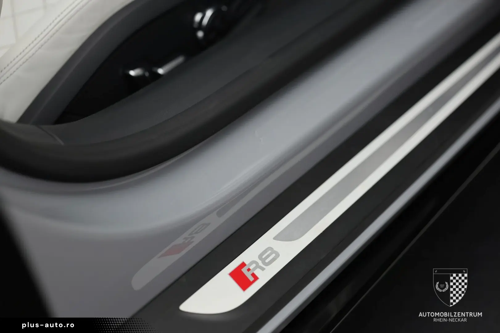 AUDI R8 Spyder Laser Carbon Feinnappa B&O Kamera