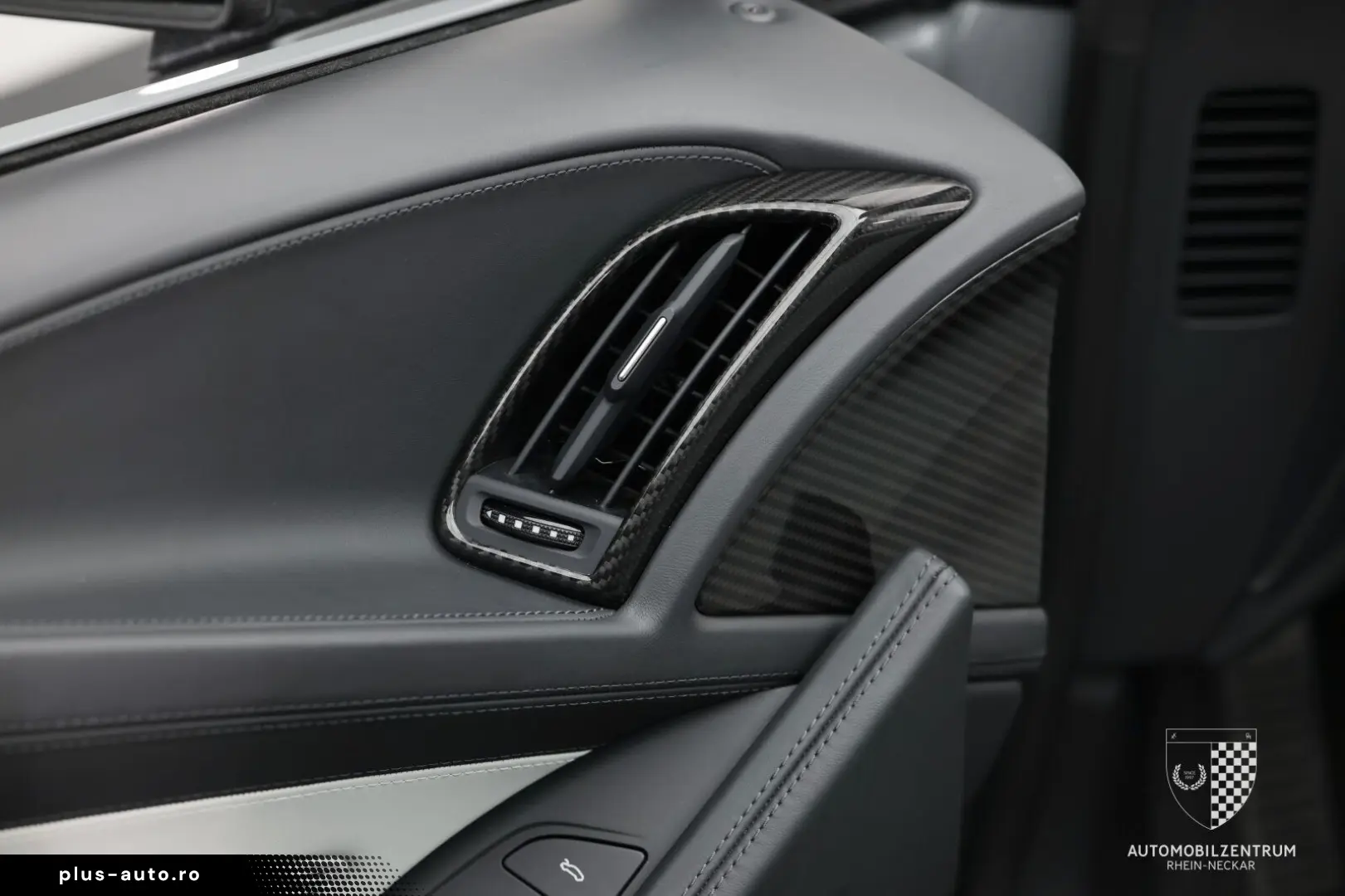 AUDI R8 Spyder Laser Carbon Feinnappa B&O Kamera