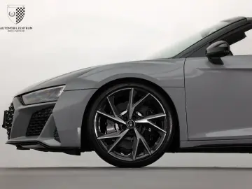 AUDI R8 Spyder Laser Carbon Feinnappa B&O Kamera