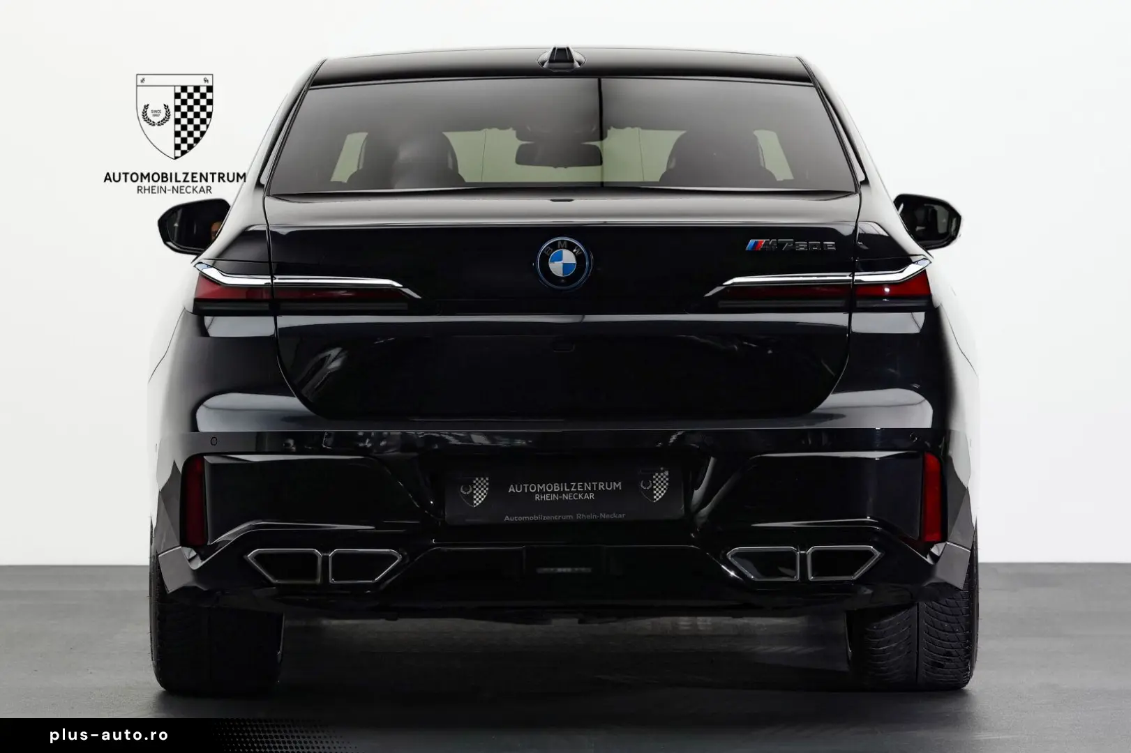 BMW M760 e xDrive Pano Innovation Komfort Iconic