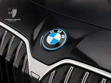 BMW M760 e xDrive Pano Innovation Komfort Iconic